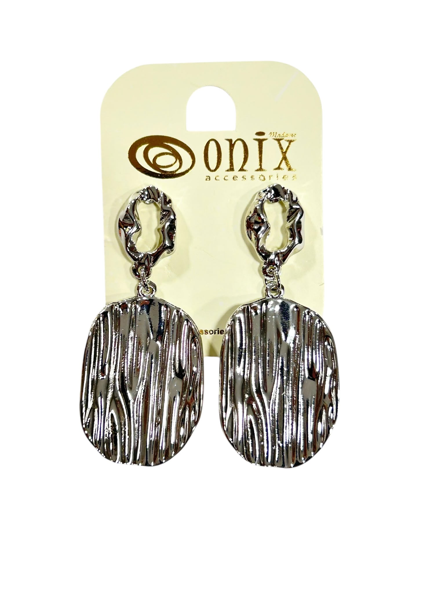 Kabartma Dokulu Oval Plaka Sallantılı Metal Küpe Si̇lver Si̇lver